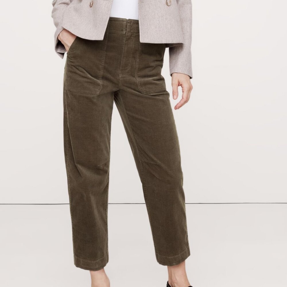 Banana Republic Barrel Pant